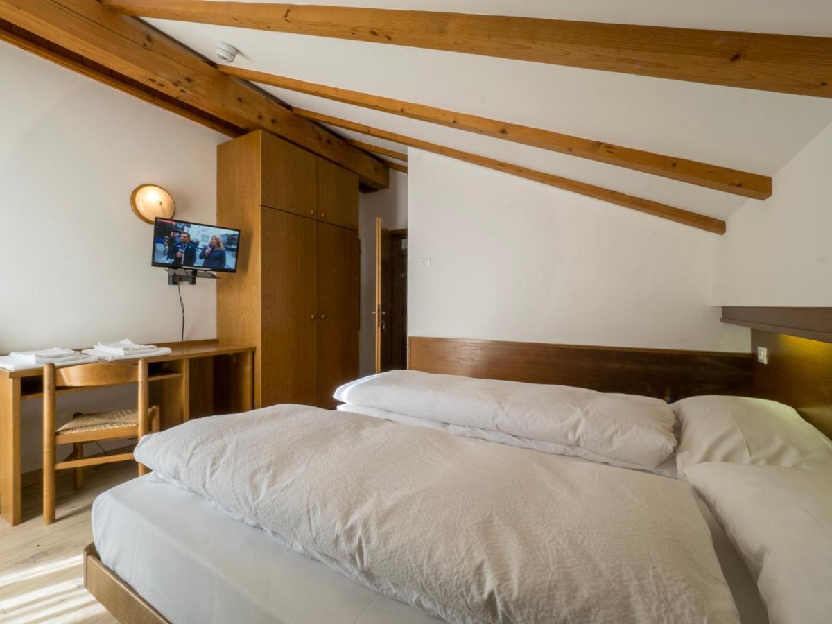Hotel Ferrari Pinzolo Luaran gambar