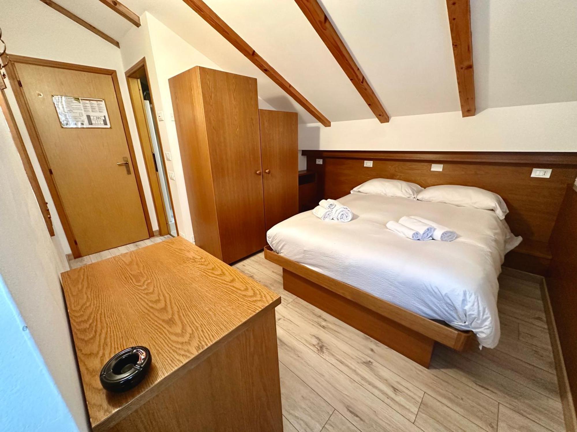 Hotel Ferrari Pinzolo Luaran gambar