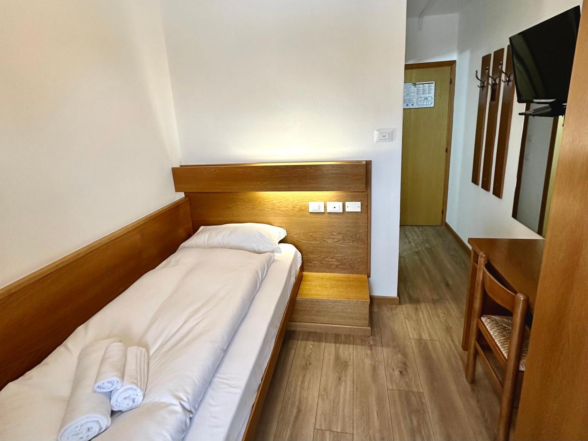 Hotel Ferrari Pinzolo Luaran gambar